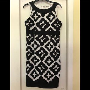 Gorgeous black/white dress